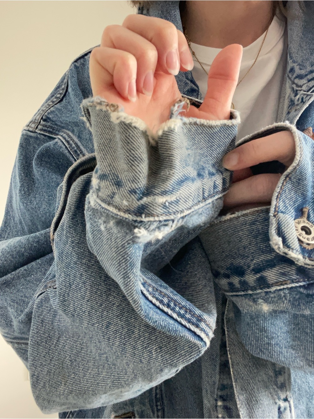 Vintage Wrangler Hero Distressed Blue Oversized Denim Jacket - Picture 7 of 9